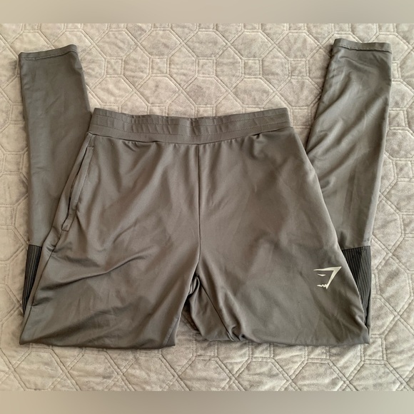 Gymshark women’s leggings - Picture 3 of 4